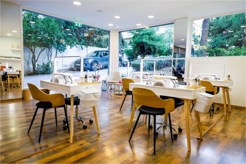 ManiChic Nail Academy